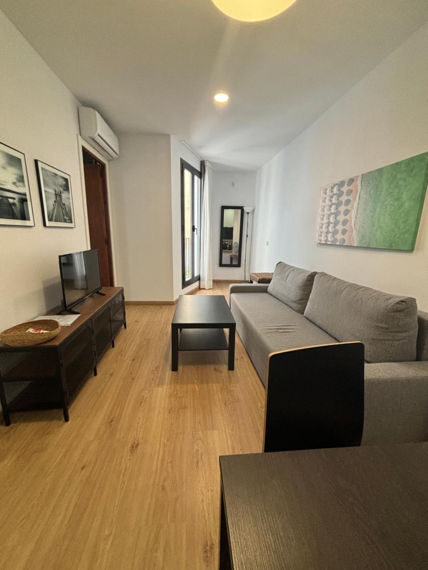 Tarragona Apartments ภายนอก รูปภาพ