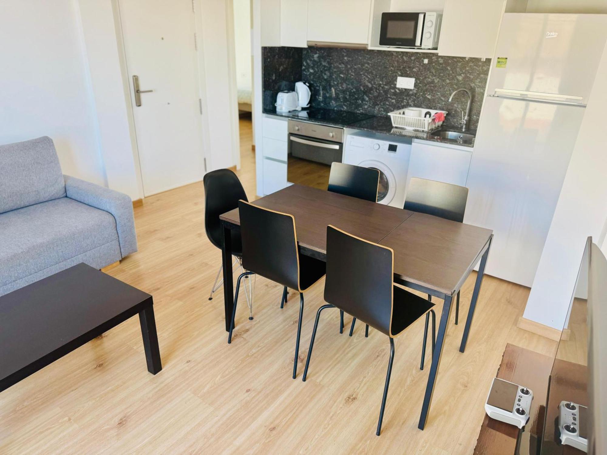 Tarragona Apartments ภายนอก รูปภาพ